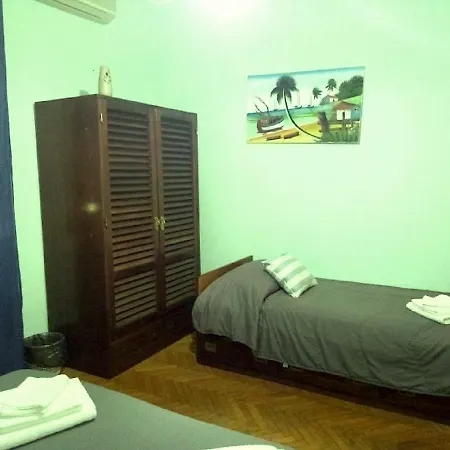 Mel Bed & Breakfast